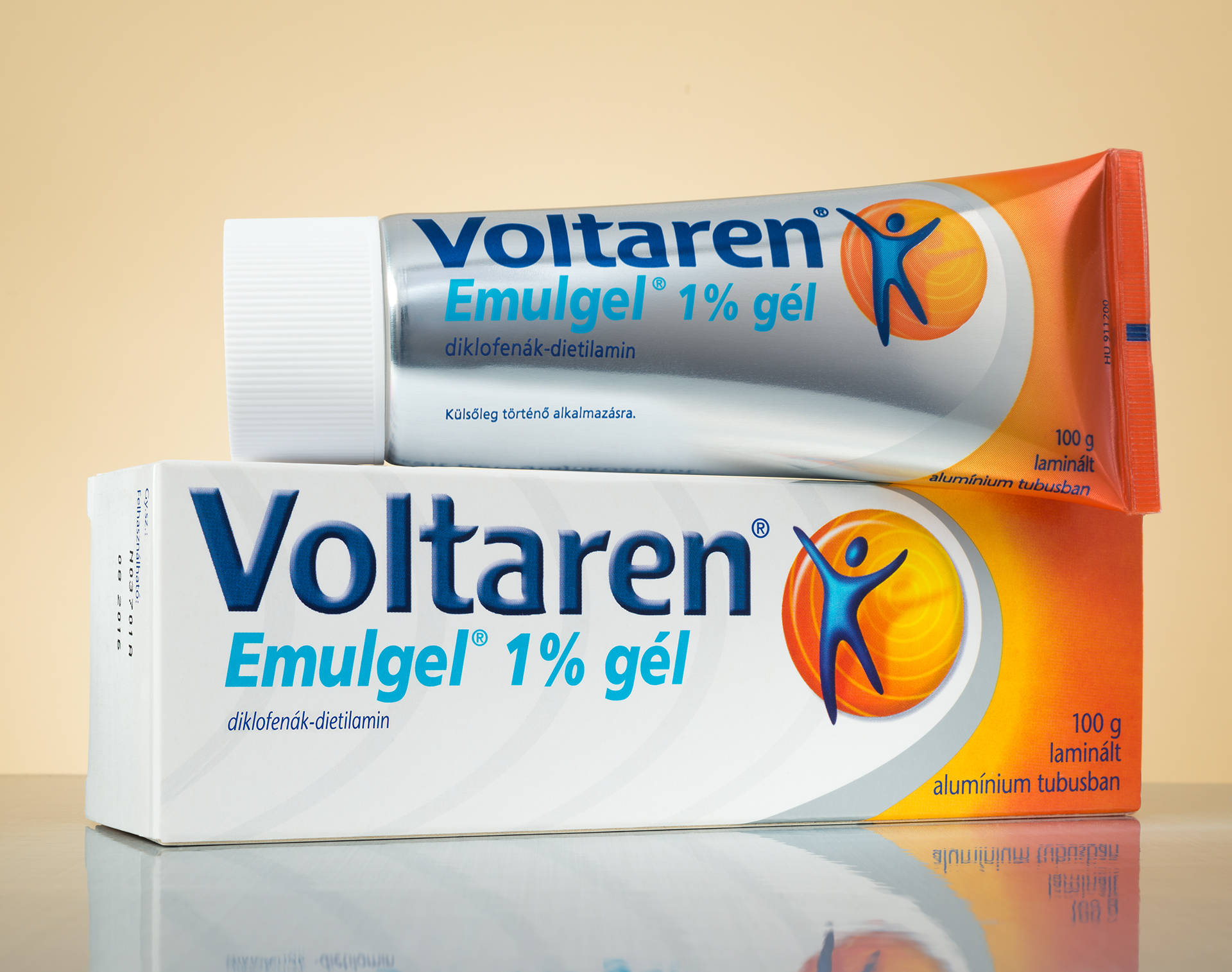 Вольтарен турция. Voltaren Emulgel Турция. Вольтарен гель. Вольтарен гель Турция. VOLTAREN GEL1%100ML.